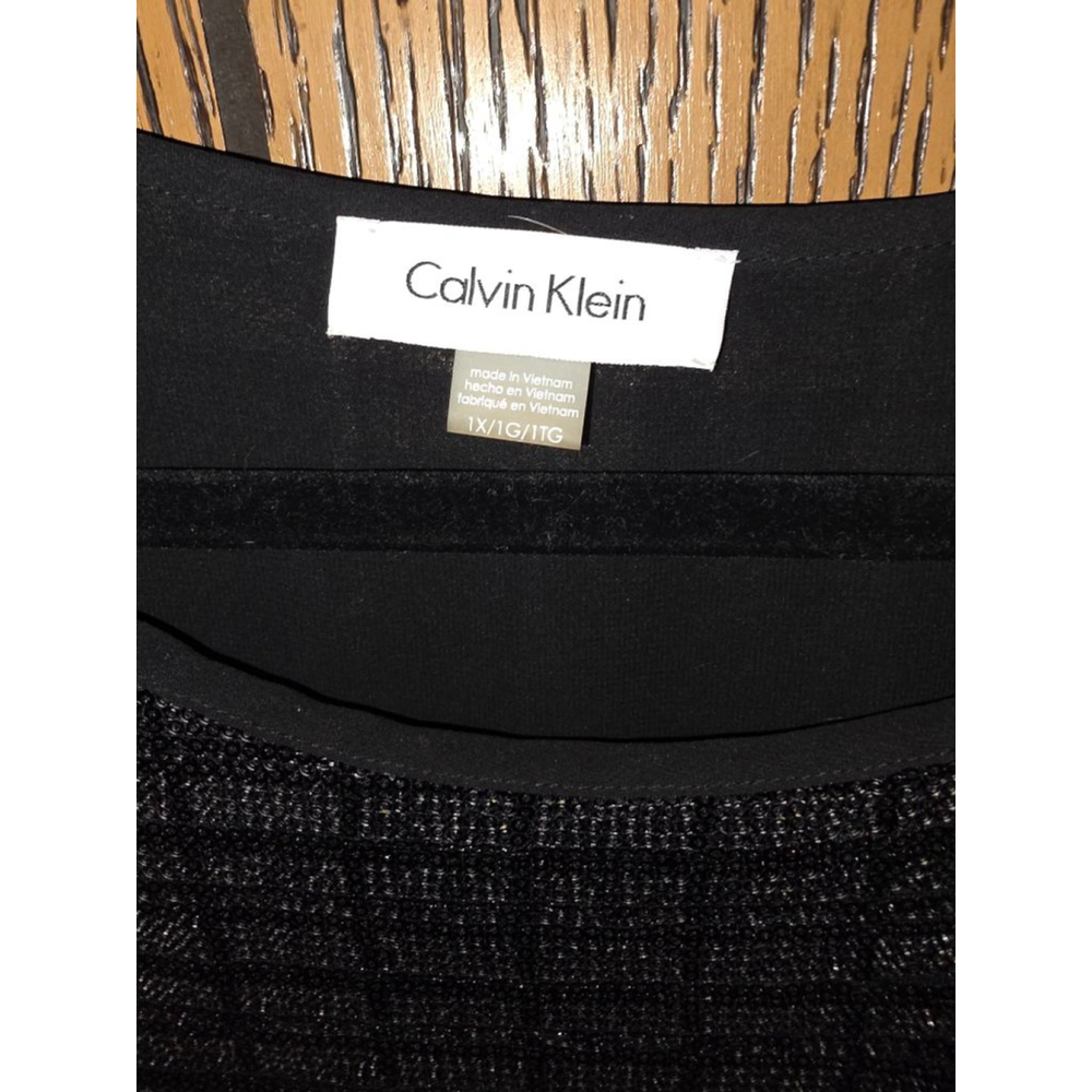 Women's Calvin Klein Plus 1X Black Silver Sequin Top NWOT - Picture 3 of 7